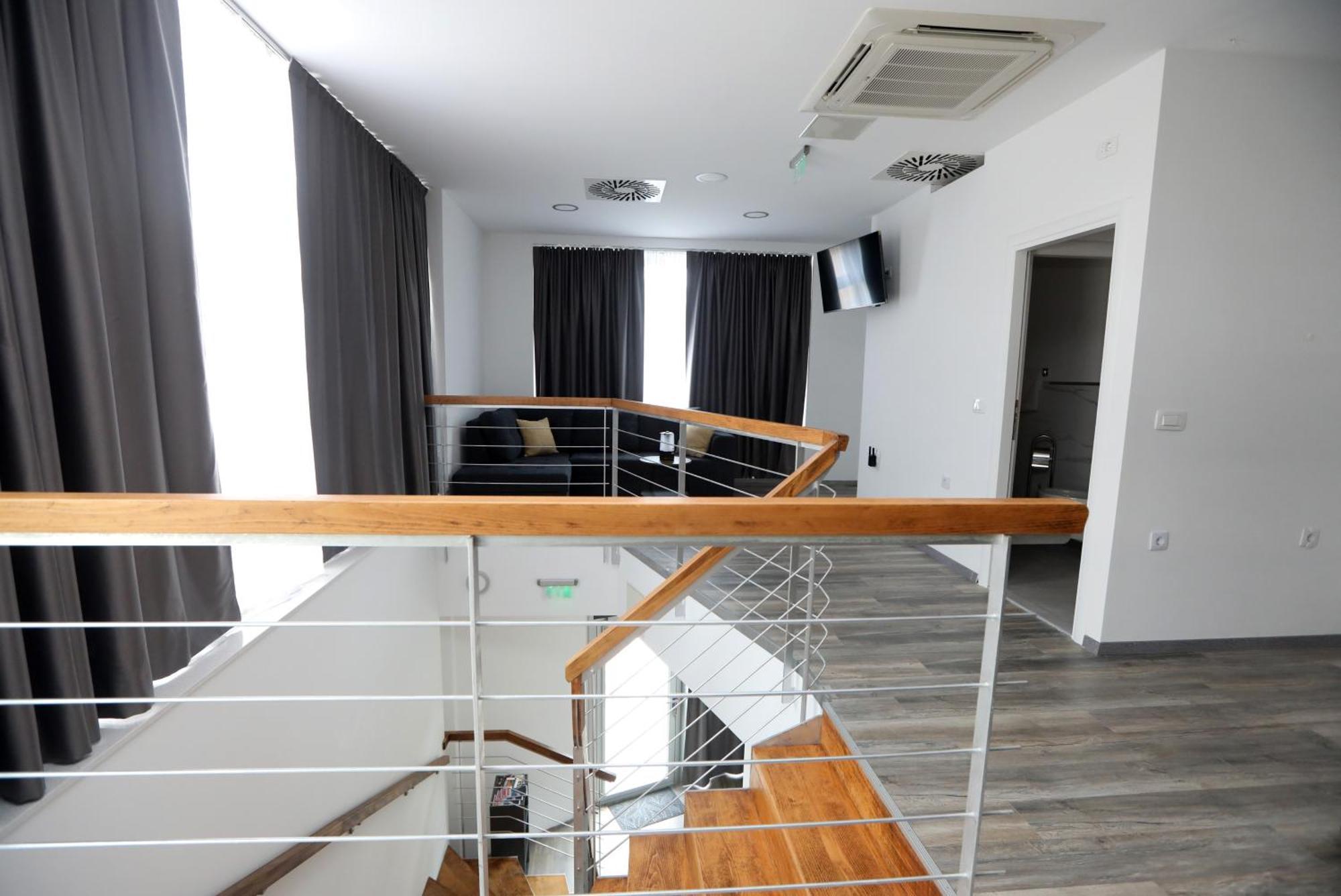 D R Apartments Šibenik Exteriör bild